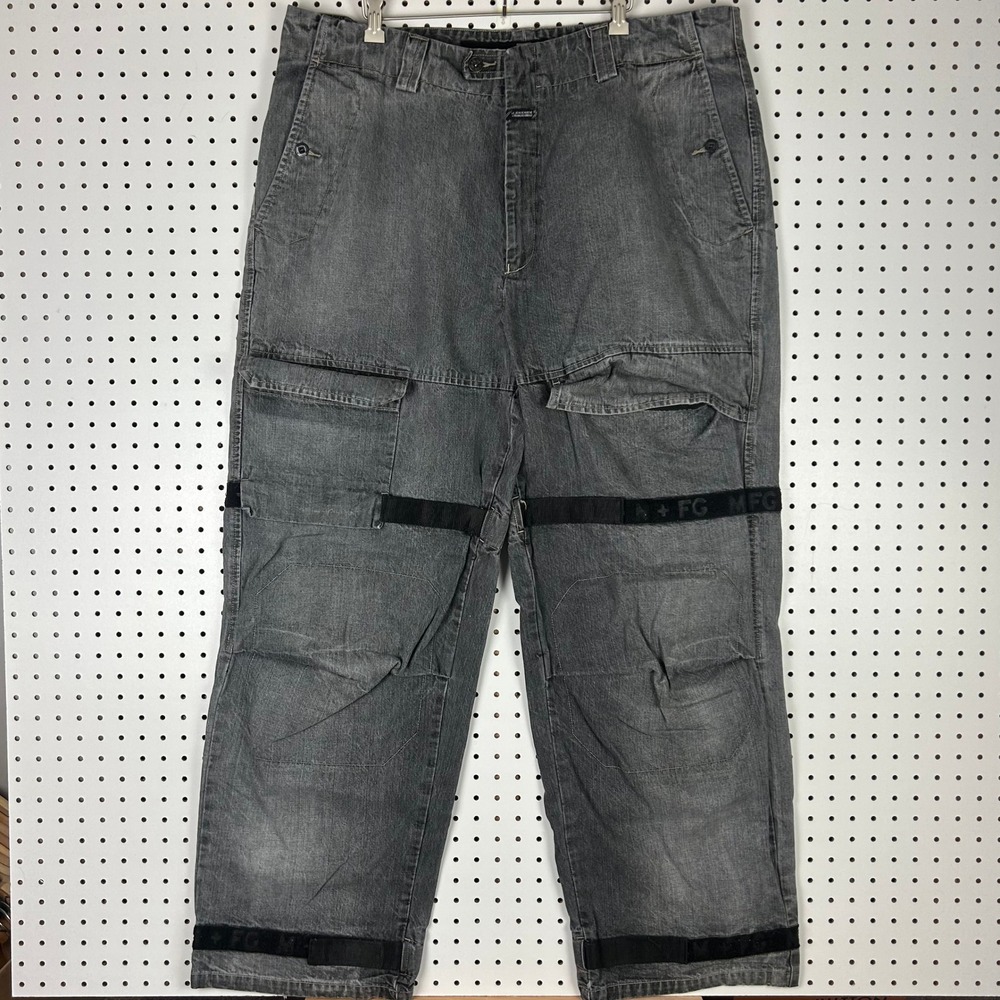 Marithe‎ Francois Girbaud Mens 42x32 Black Denim Cargo Shuttle Pants Vintage Y2K